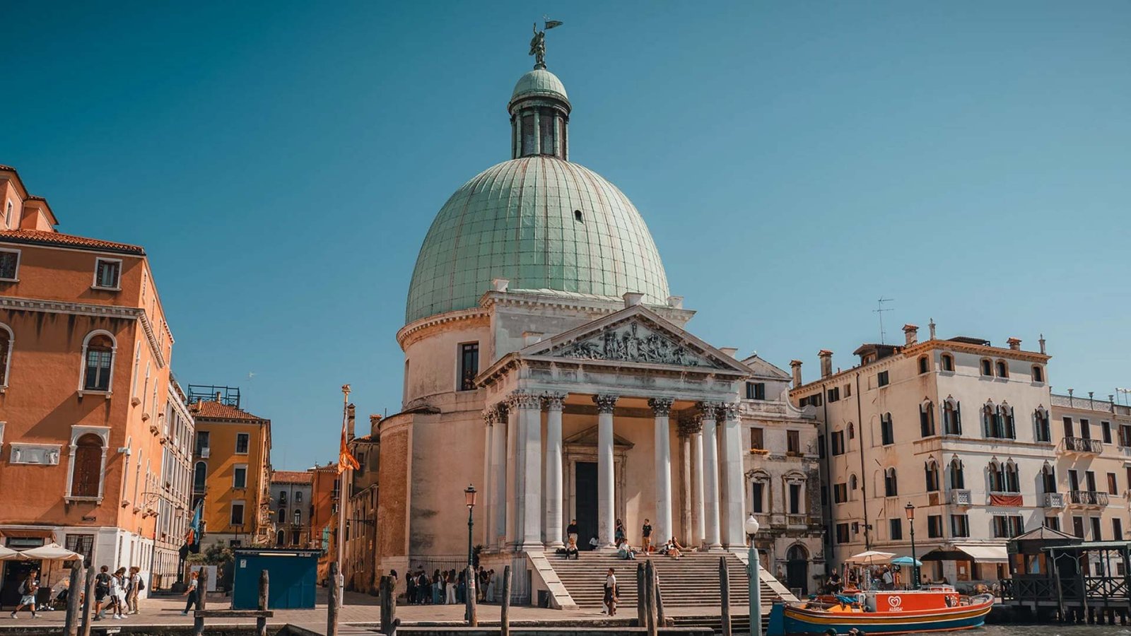 European Dome City Architecture Heritage Tour Experience